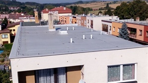 Oprava tepelná izolace a hydroizolace střechy rodinného domu.