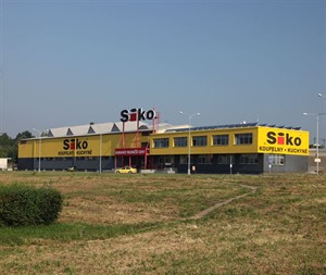 Zateplení a hydroizolace ploché střechy prodejny SIKO Praha - Černý Most